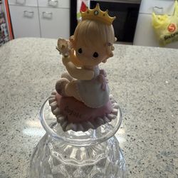 Precious Moments Figurine 