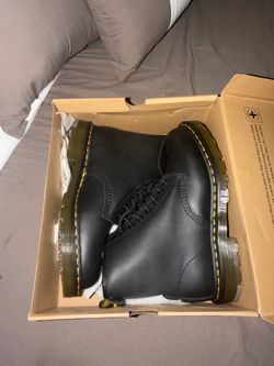 Dr. Martens 1460 Slip Resistant Boots