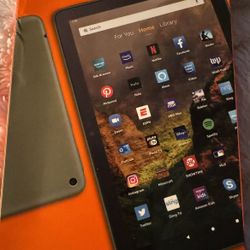 Amazon Fire HD 8 Plus (10th Gen) 32GB, Wi-Fi, 8" Screen