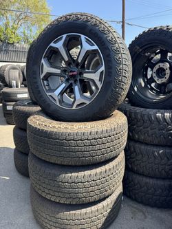 WHEELS OEM 20” STOCK CHEVY TAHOE YUKON DENALI GMC SIERRA