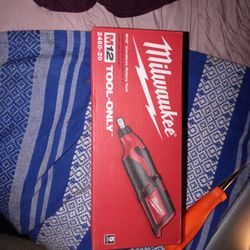 Milwaukee Cordless Rotary Tool