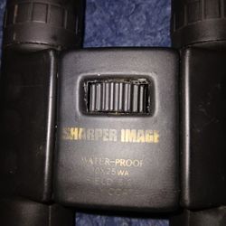 Sharper Image 10×25