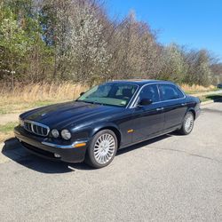 Jaguar XJ8L 2005