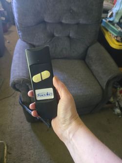 Power recliner lift chair