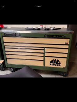 FATHER’S DAY GIFT!  MAC Toolbox w/2 Side Cabinets And Upper Cabinet 