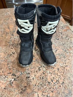 Youth size 3 ATV riding boots