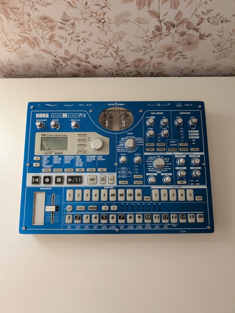 Korg EMX 1