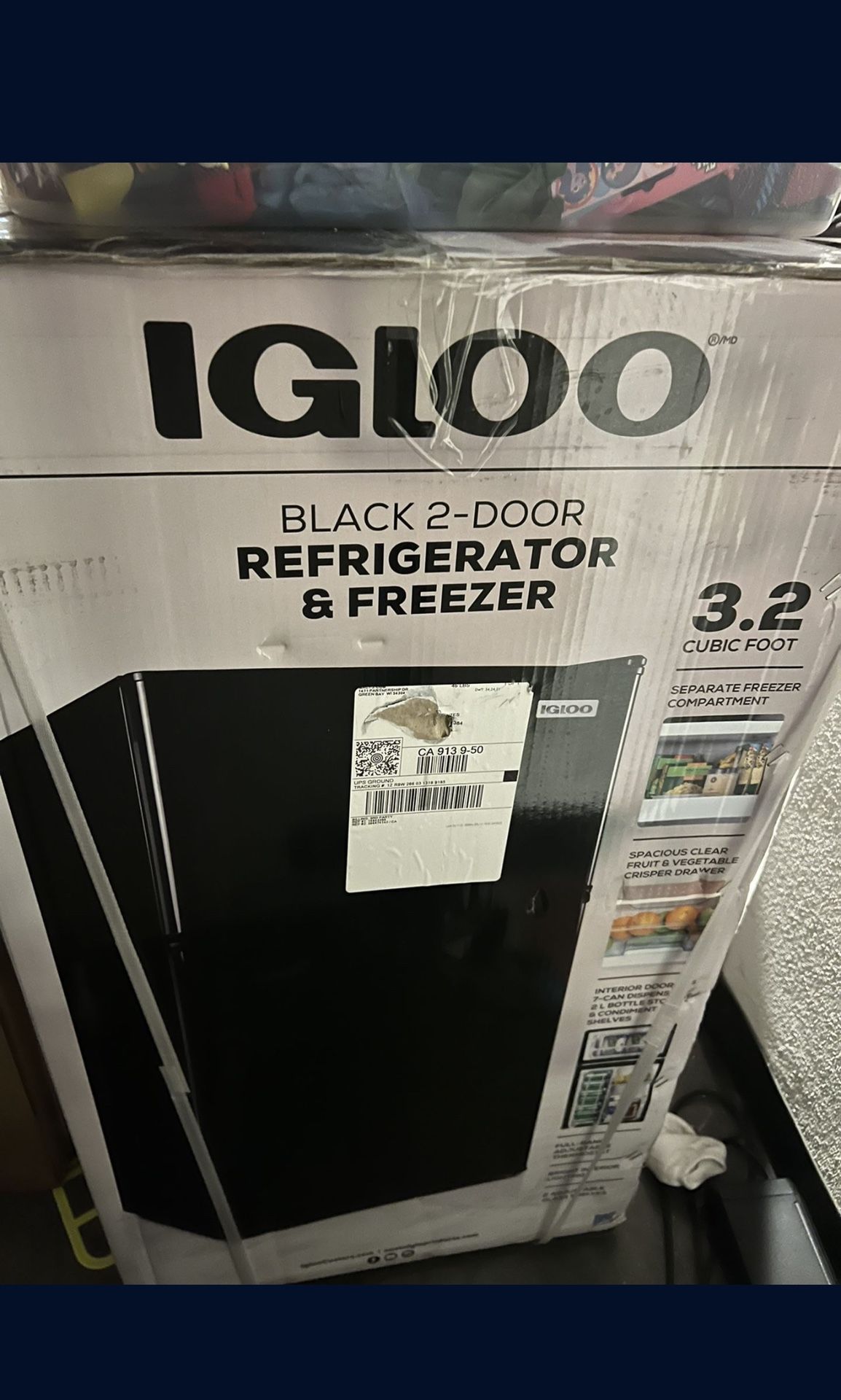 Igloo Mini Fridge And Freezer