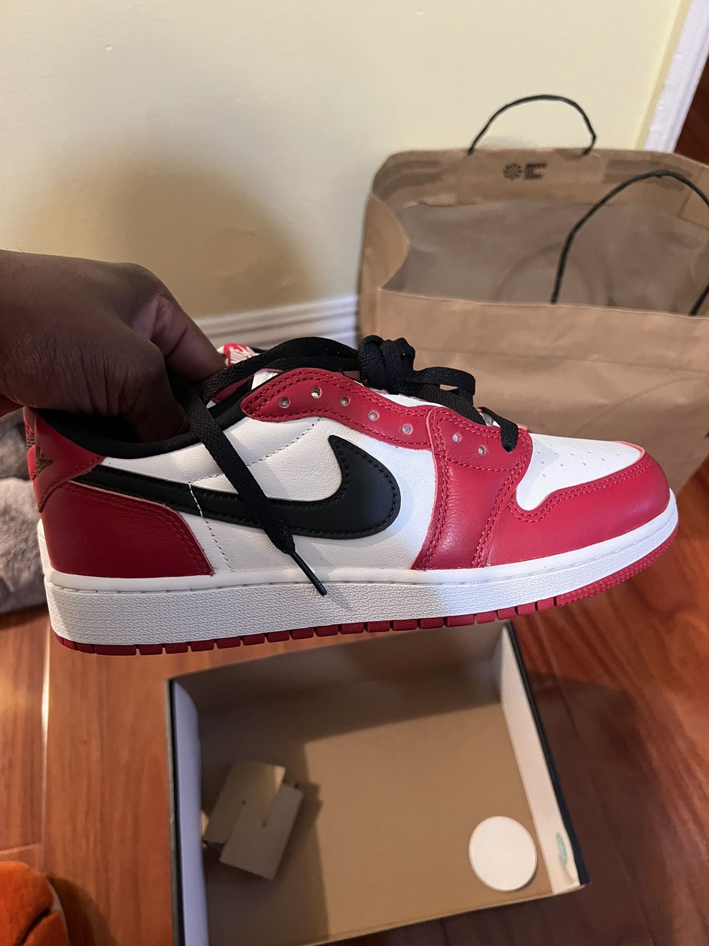Jordan 1 “Chicago “