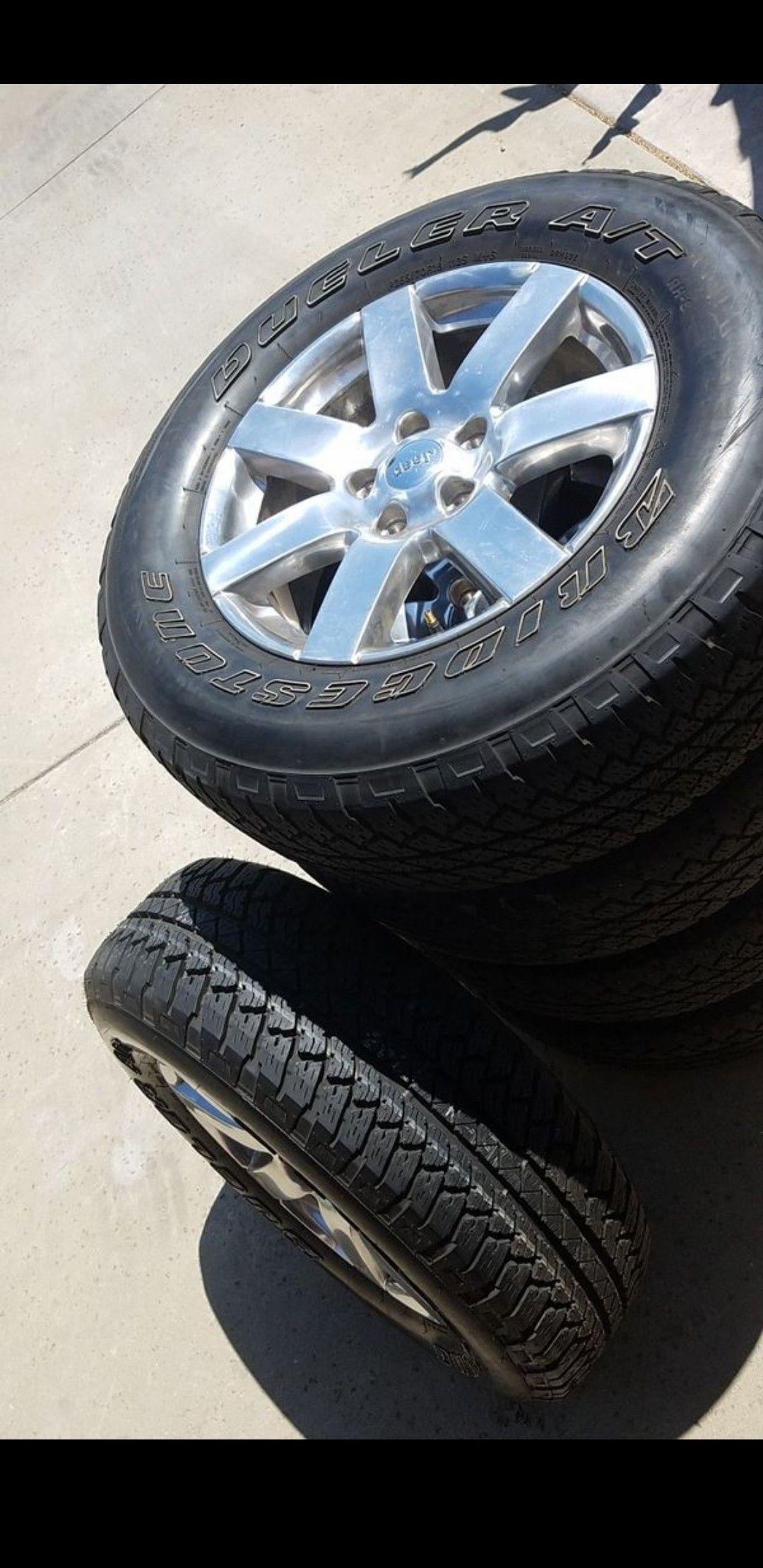 Jeep tire and rims