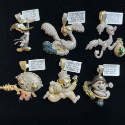 10kt gold natural diamond pendant 