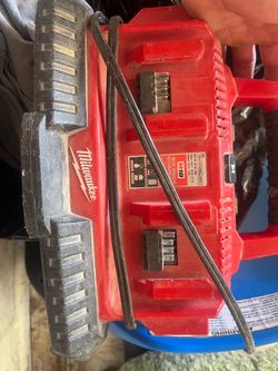 Milwaukee M18 Six-Pack Battery Charger