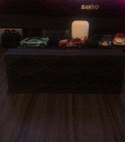 Jawbone mini jambox speaker