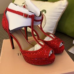 Red  Festive High Heels Size 9 1/2