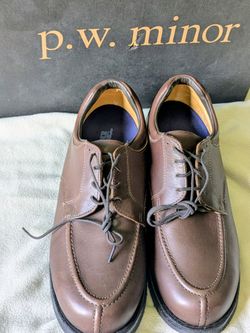 P.W. Minor 4126  Men's Comfort Casual Shoes Algonquin VIBRAM
( Extra  Depth) size 10  D
