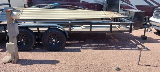 14 FT   TANDEM AXLE  TRAILER  / BRAKES
