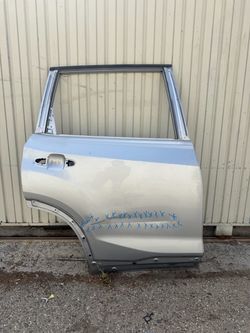2019 2020 2021 2022 2023 2024 Subaru Forester Rear Right Passenger Side Door Shell