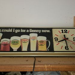 Working Genesee beer sign Clock 
