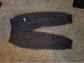 Women’s Medium large name brand clothes !
