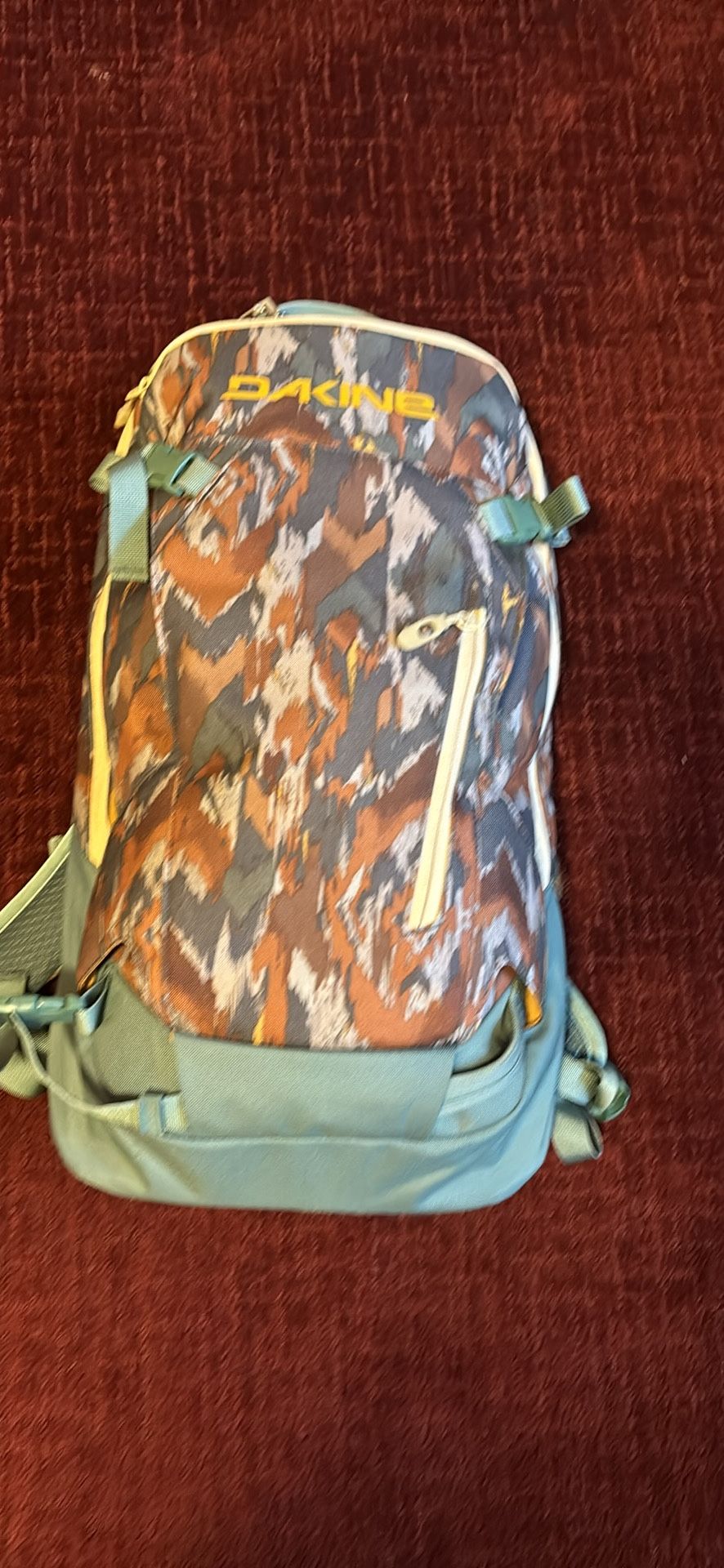 Dakine Women’s Heli 12 Ski/board Pack