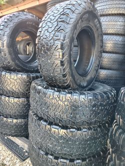 LT37x12.50/17 BFGOODRICH