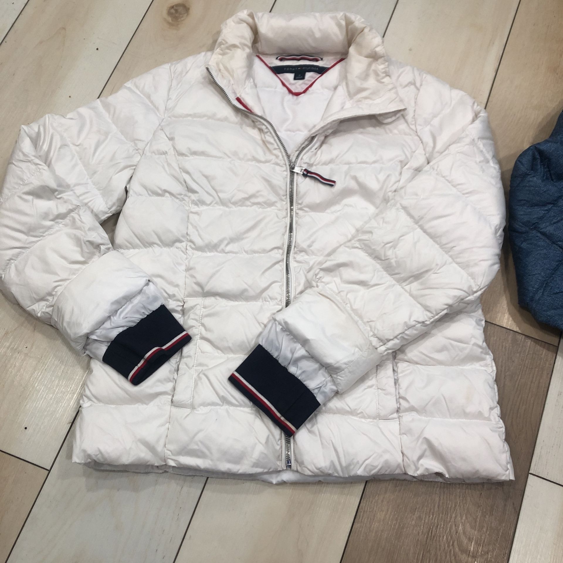 Tommy Hilfiger Puffer Jacket Sz. M Women’s Juniors