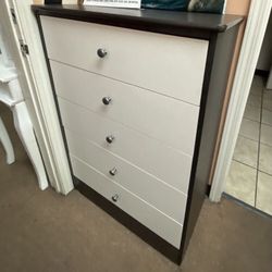 5 Drawer Dresser
