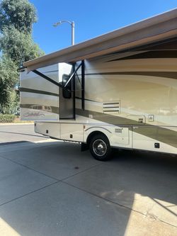 2005 Southwind Fleetwood,8.1l vortex engine