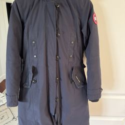 Canada Goose Parka (women’s XS)