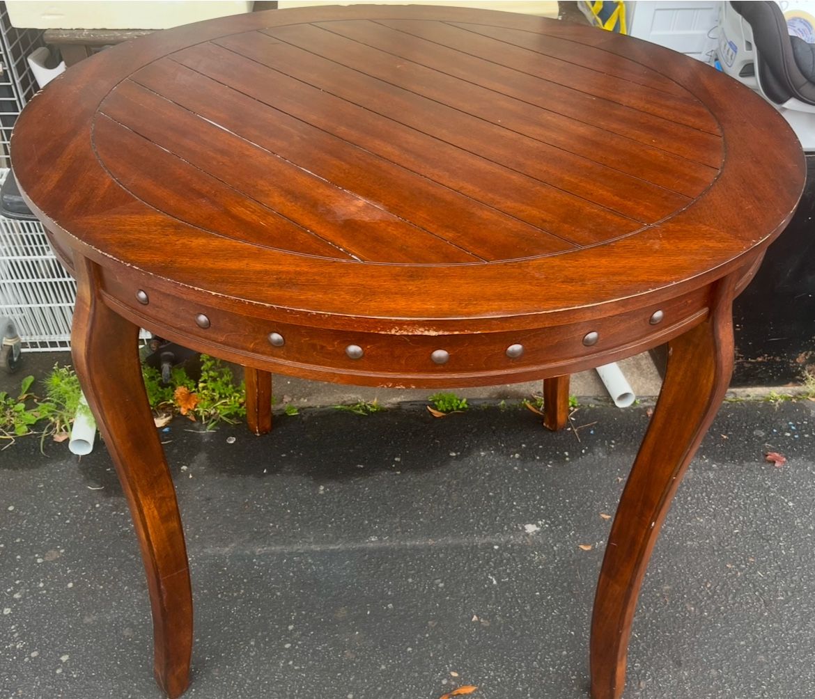 SMALL FURNITURE ON SALE