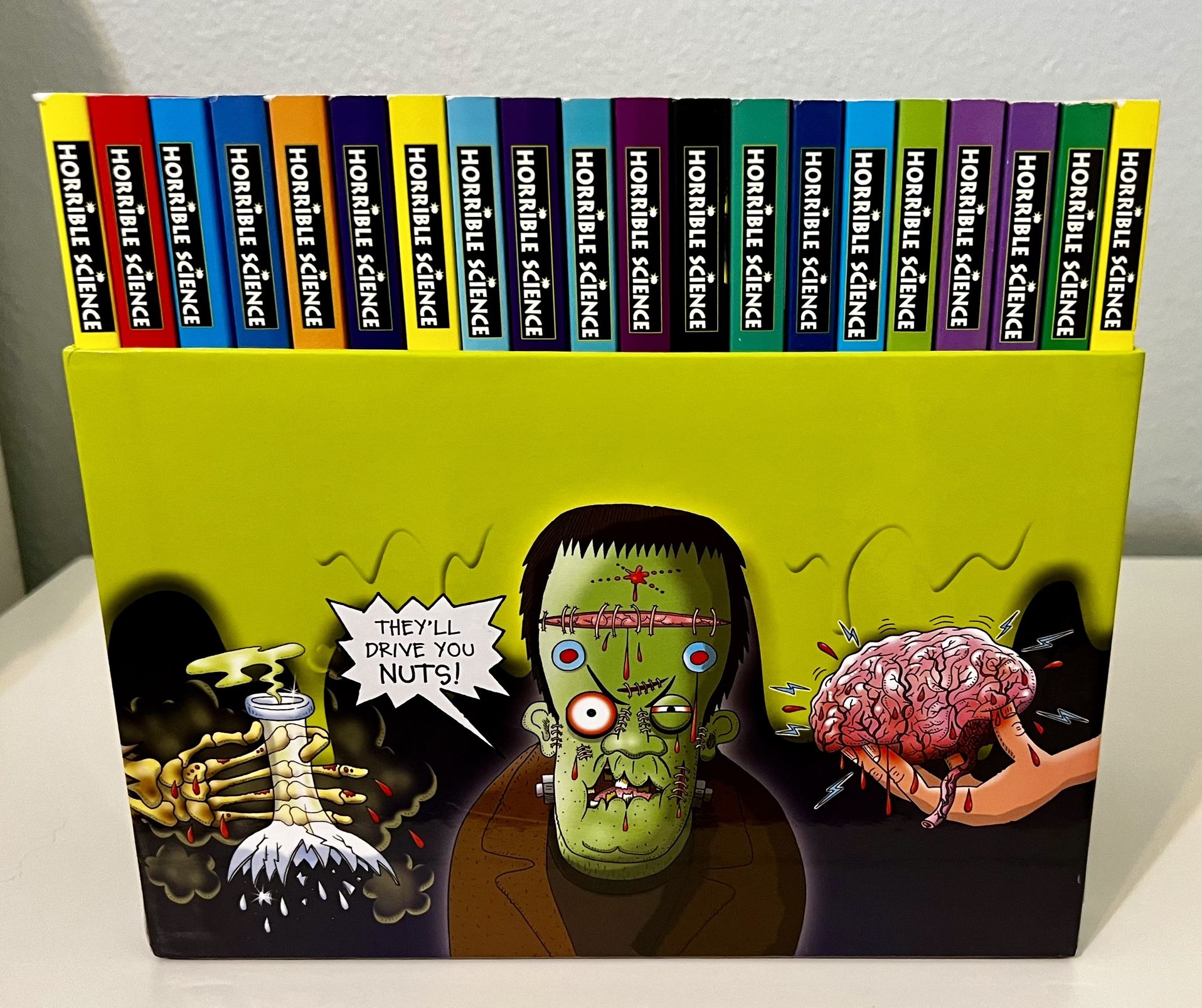 Like New Horrible Science: Bulging Box Of 20 Brilliant Books Home school Educational Book Lot Horrible Histories