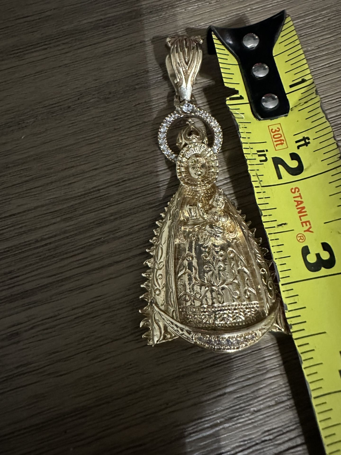 Dije De La Virgen De Regla