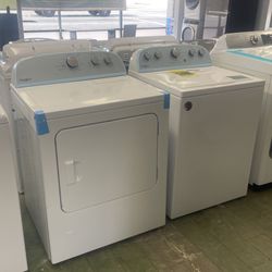 Whirlpool Washer And Dryer Set
