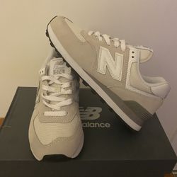 Women’s New Balance 7