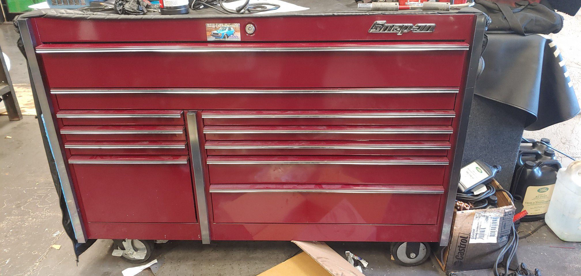 Snap on tool box almost new