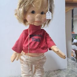 Vintage  1974 Tessie Talk 17 "Inch $20.00