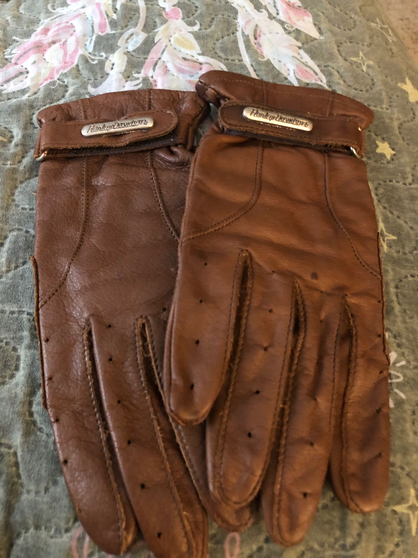 Harley Davidson gloves lady’s small 100% leather