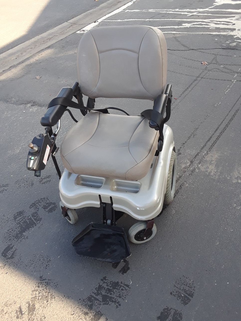 POWER CHAIR for in house mobility this power chair will spin in a circle turn very tight corners and will accommodate up to 450 lbs.