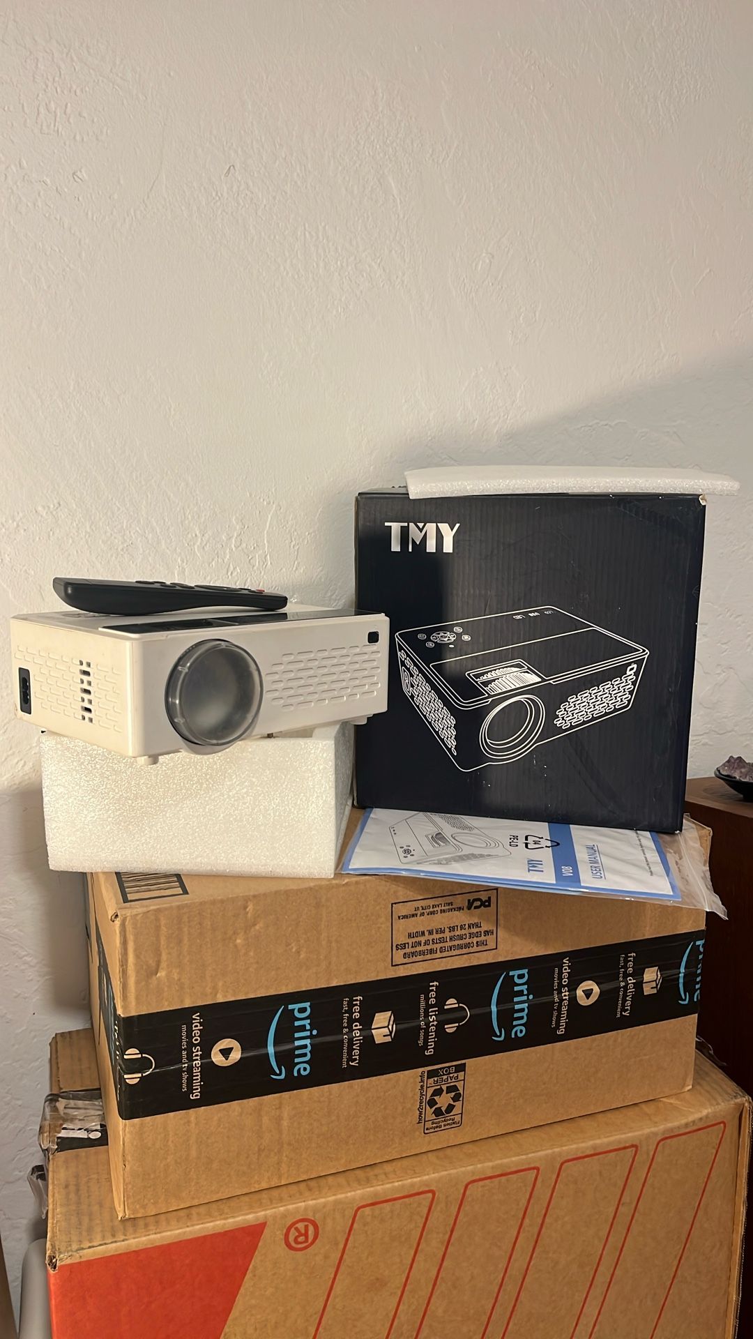 Great Projector-Easy To Connect & Easy To Use