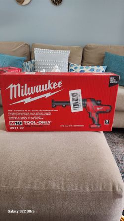 M18 milwaukee pistola para aplicar masilla y adhesivo $220