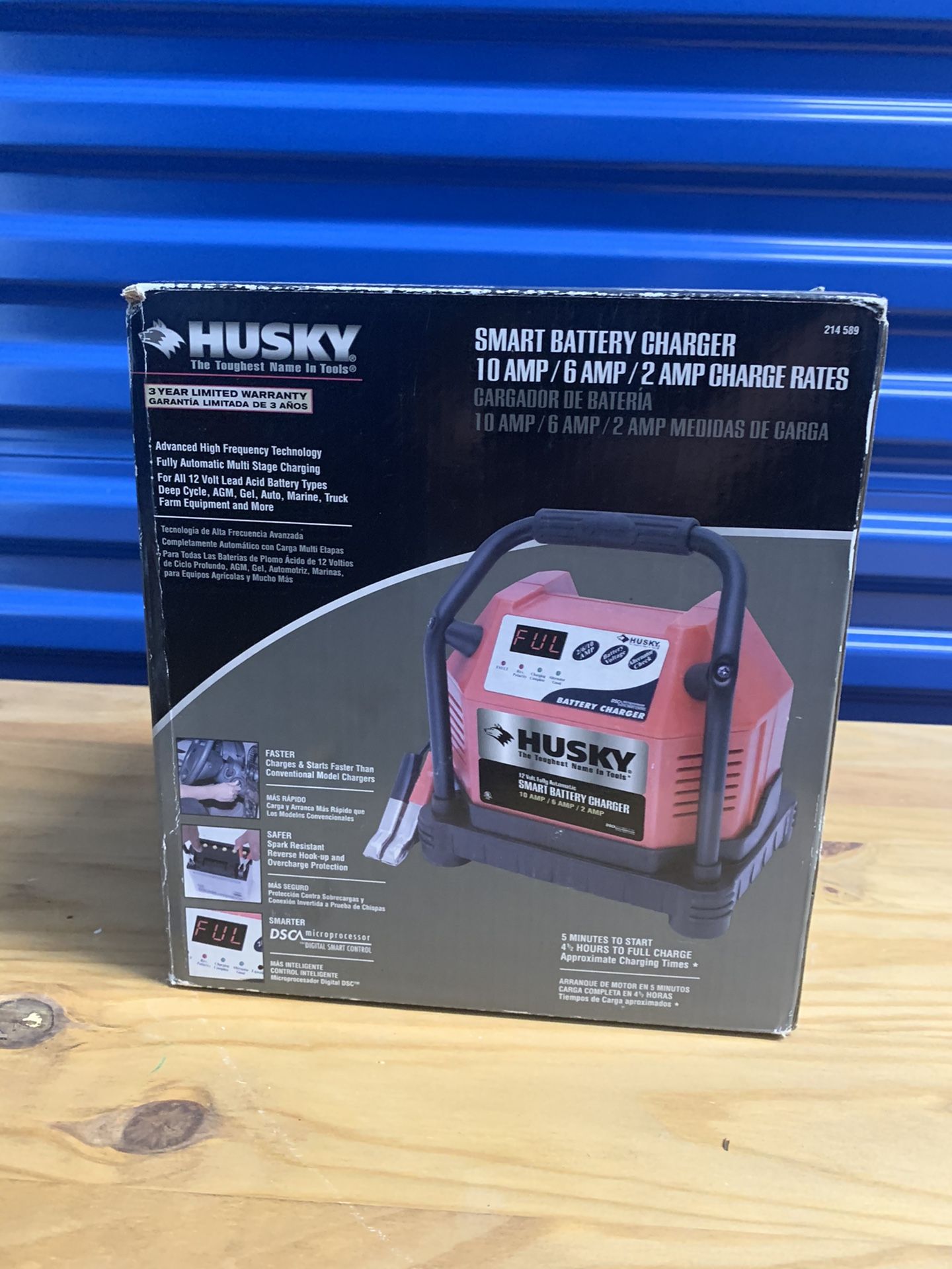 Husky Smart Battery Charger