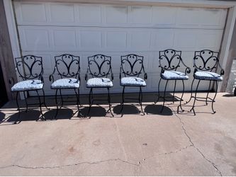 6 Iron Patio Bar stool chairs.