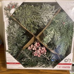 Nib DIY Wreath Kit
