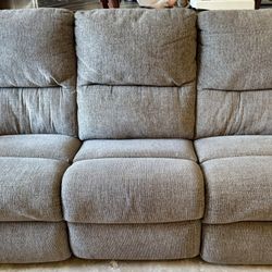 couch - 3-seat grey w/ electric footrests