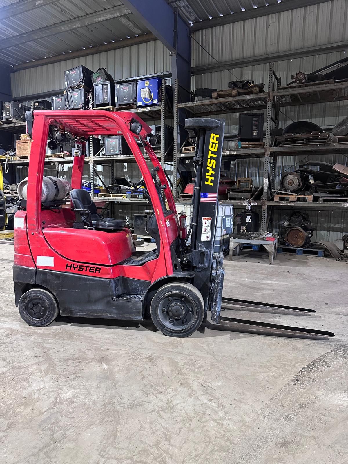 2012 Hyster 5000 lbs capacity forklift