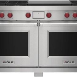 Wolf 60” Dual Fuel 6 Burners And Infrared Dual Griddle New Inbox 