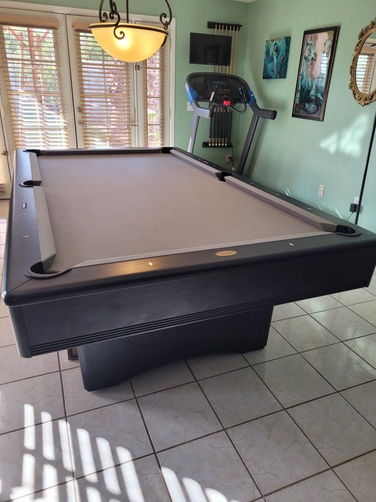 Olhausen Pool Table 8 Foot With Grey Felt
