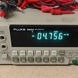Fluke Multimeter 8842A