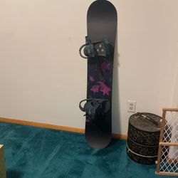 Women’s Burton Snowboard And Boots Sz 5