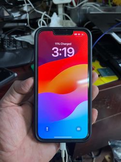 iPhone 11 64GB STORAGE  UNLOCK FOR ANY CARRIER  BATTERY capacity 79%
